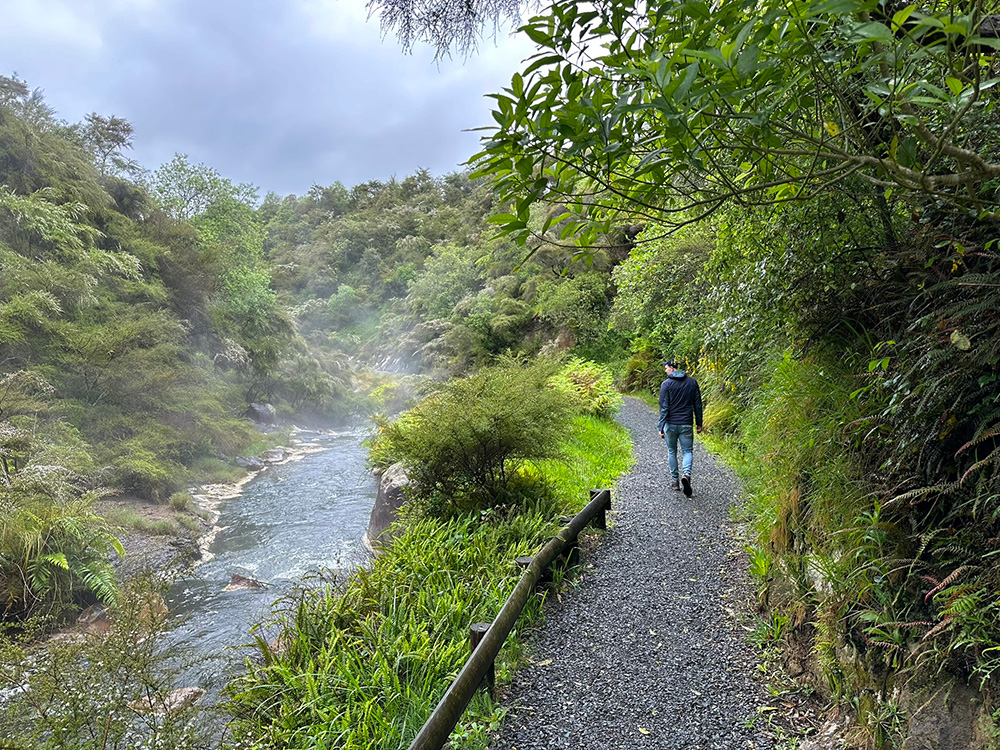 Waimangu Volcanic Valley en Inferno Crater